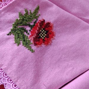 Pink Poppy Embroidered Lace Table Napkin Set