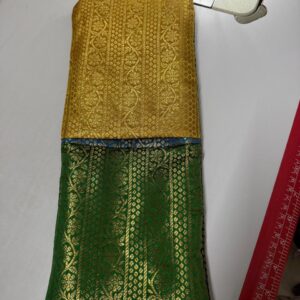 8-Color Reversible Brocade Chanchi